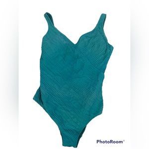 Gottex V-Neck One Piece Swimsuit in Aqua Blue| Size: 12
